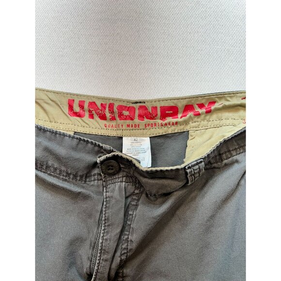 Unionbay Men's Cargo Walking Hiking Shorts Stretch Size 42 Gray Pockets Casual - Picture 3 of 11